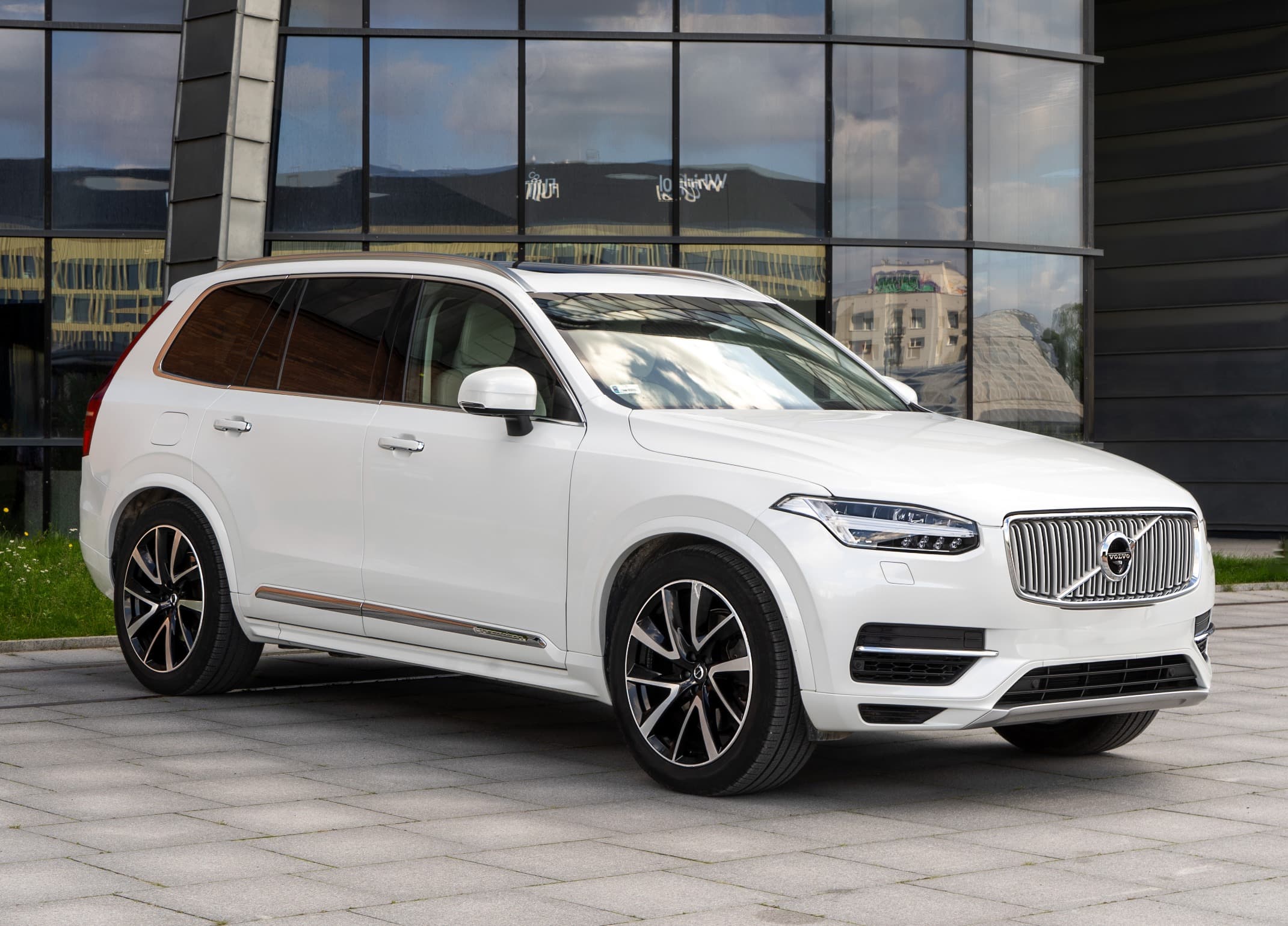 Volvo XC90 T8